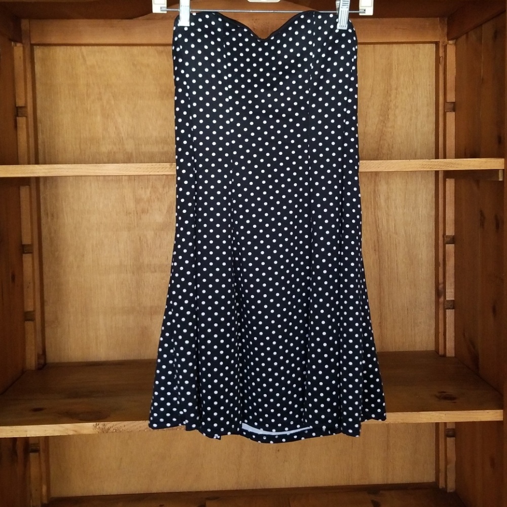 Black & white Polk dot strapless dress